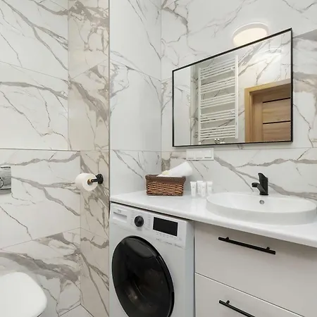 Pastelowy Z Parkingiem I I Tarasem By Renters Apartamento